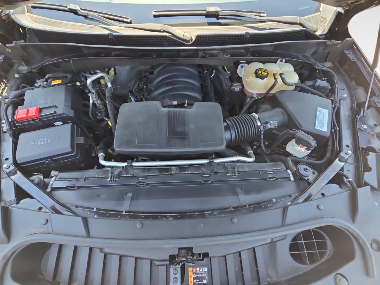 GMC Yukon XL Denali 4WD 2021