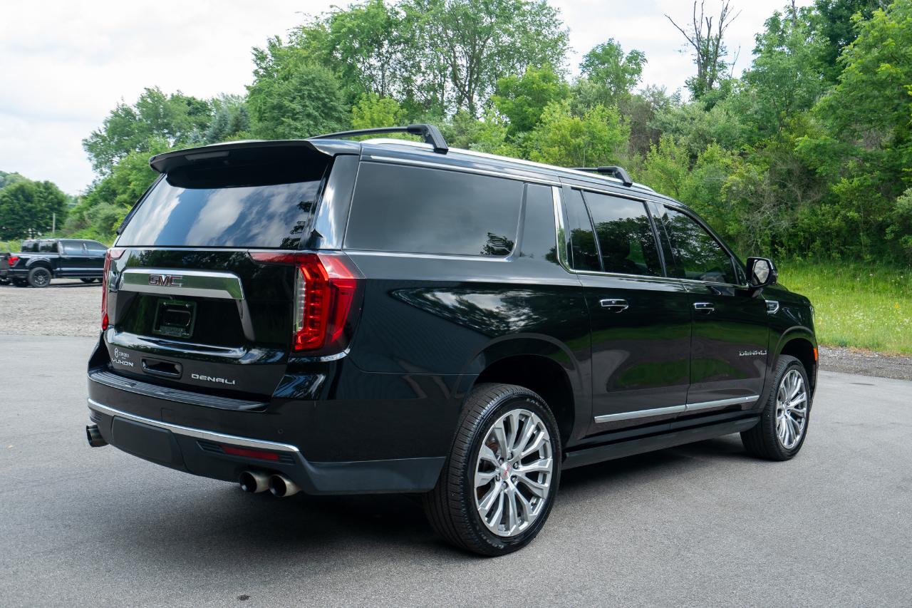GMC Yukon XL Denali 4WD 2021