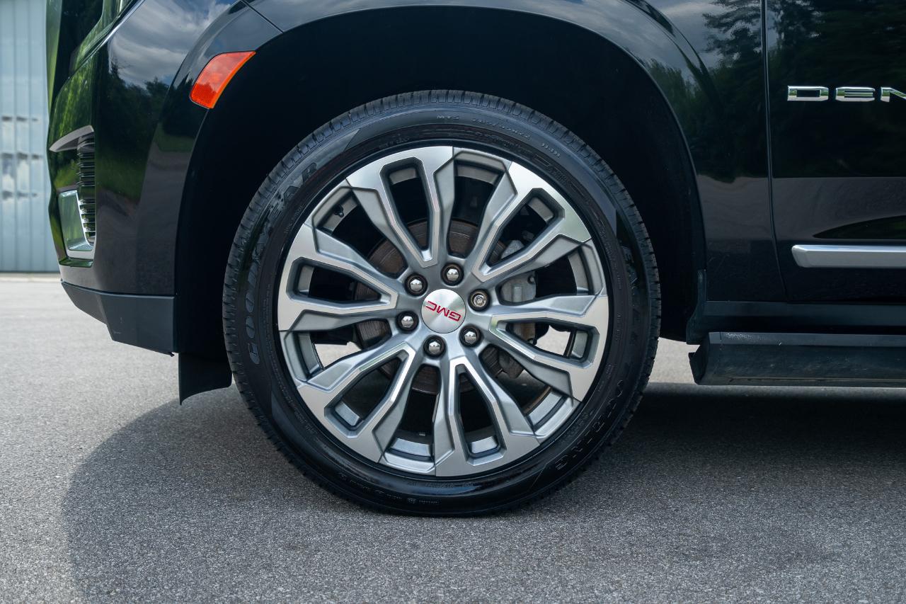 GMC Yukon XL Denali 4WD 2021