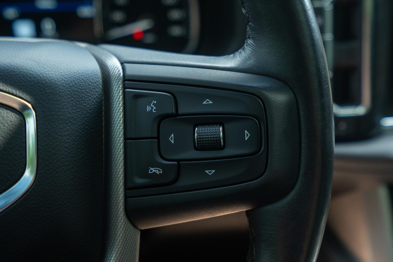 GMC Yukon XL Denali 4WD 2021