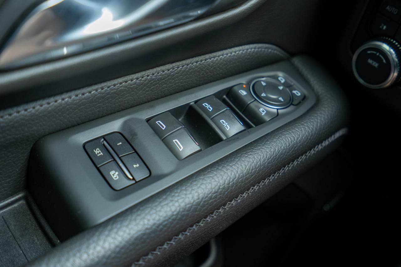 GMC Yukon XL Denali 4WD 2021