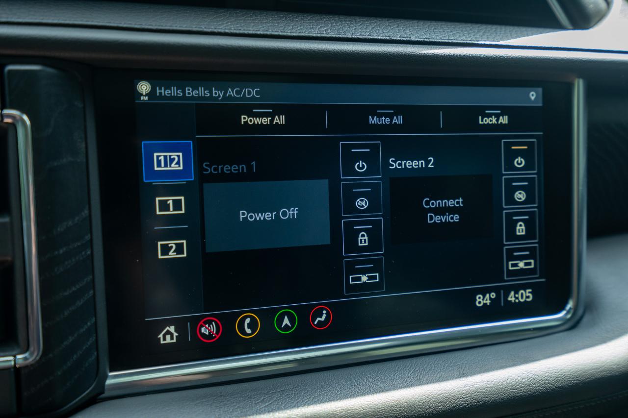 GMC Yukon XL Denali 4WD 2021