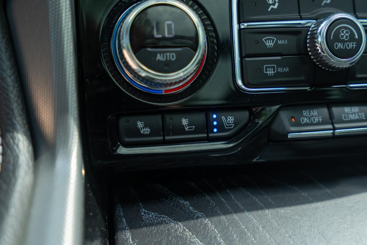 GMC Yukon XL Denali 4WD 2021