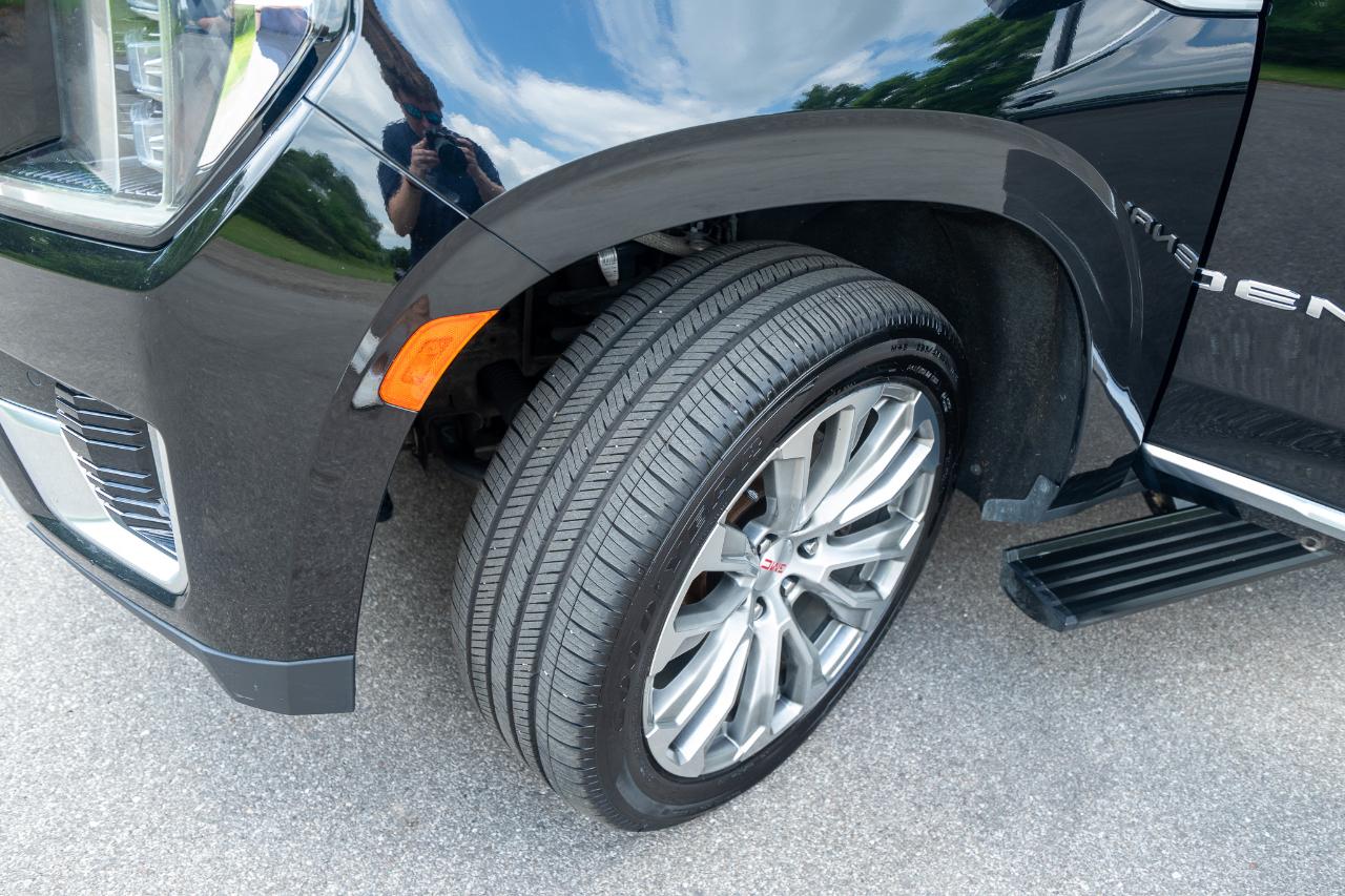 GMC Yukon XL Denali 4WD 2021