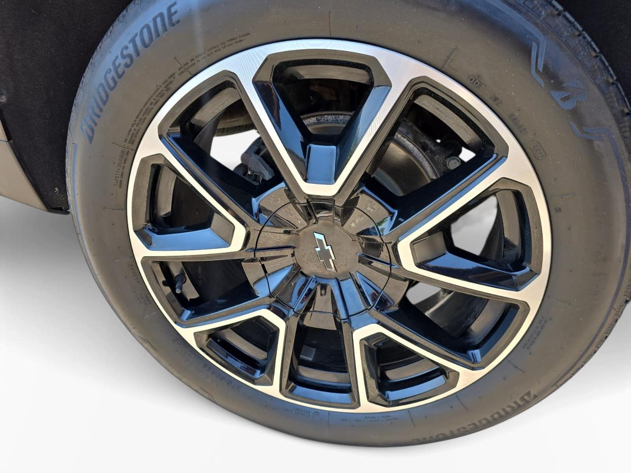 Chevrolet Suburban RST 4WD 2023