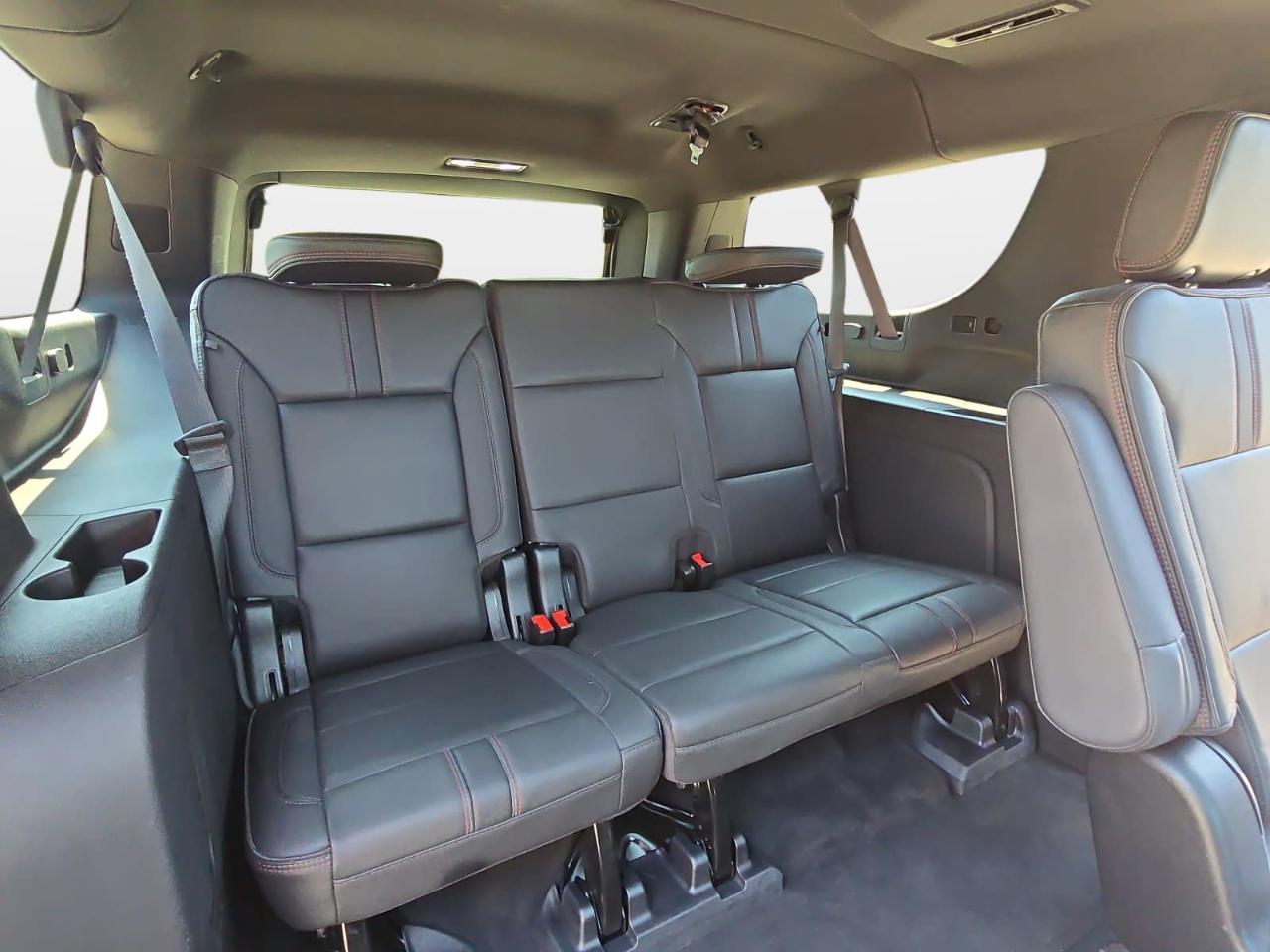 Chevrolet Suburban RST 4WD 2023