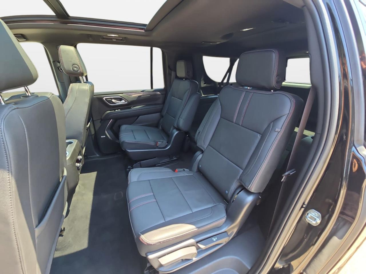 Chevrolet Suburban RST 4WD 2023