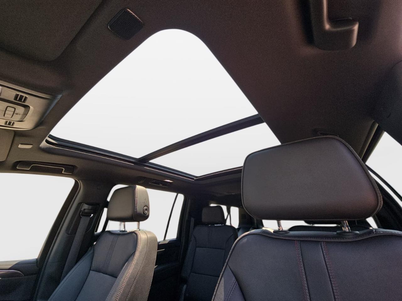 Chevrolet Suburban RST 4WD 2023