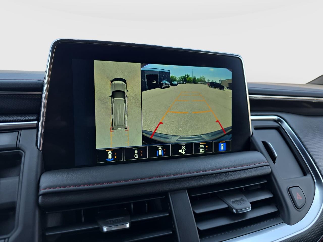 Chevrolet Suburban RST 4WD 2023