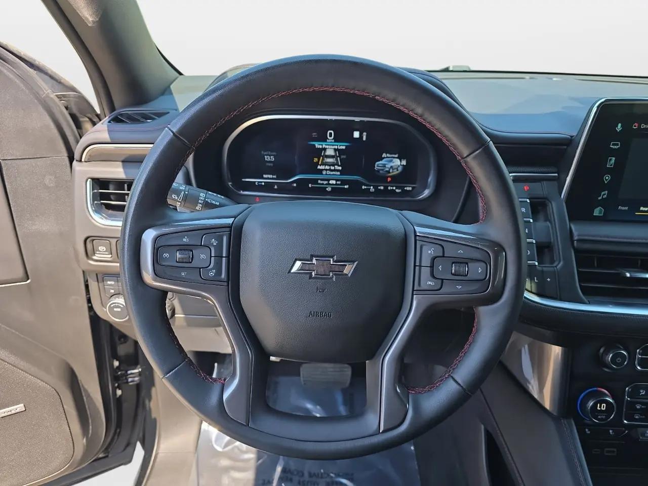 Chevrolet Suburban RST 4WD 2023