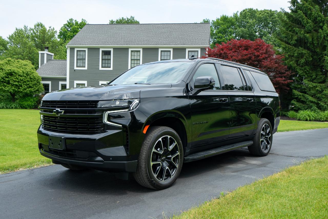 Chevrolet Suburban RST 4WD 2023