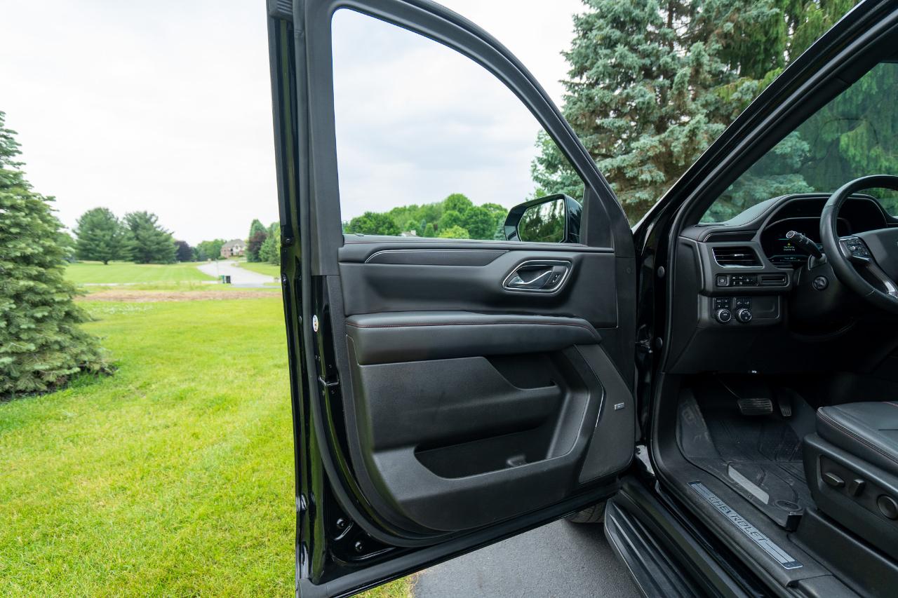 Chevrolet Suburban RST 4WD 2023