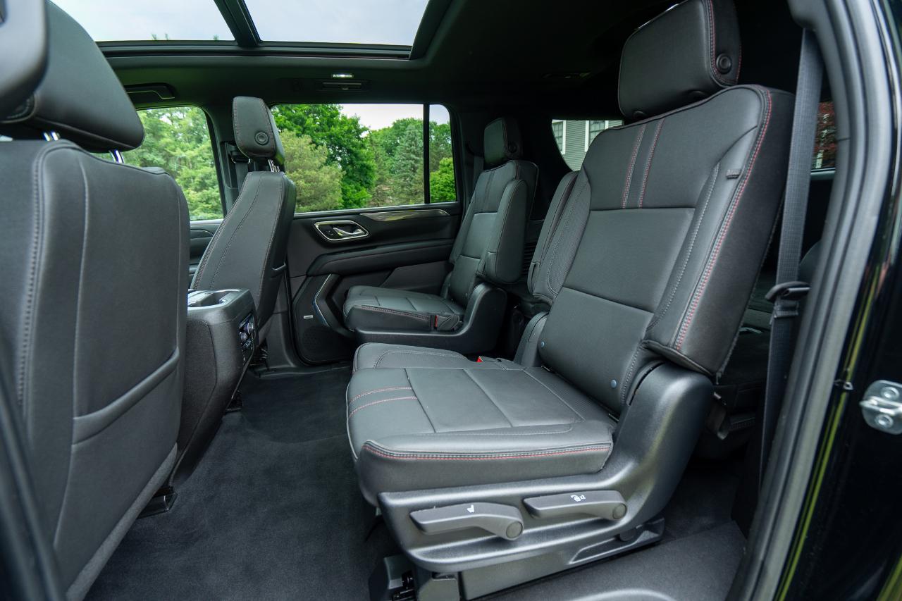 Chevrolet Suburban RST 4WD 2023