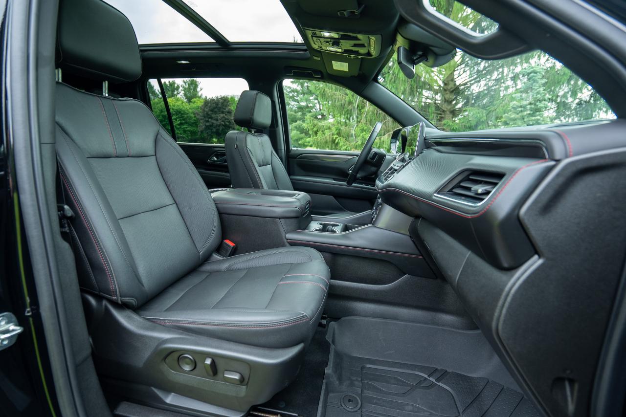 Chevrolet Suburban RST 4WD 2023