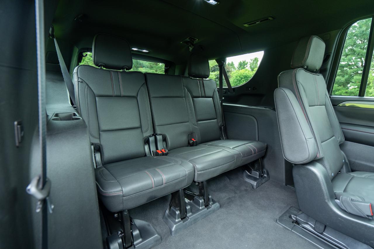 Chevrolet Suburban RST 4WD 2023