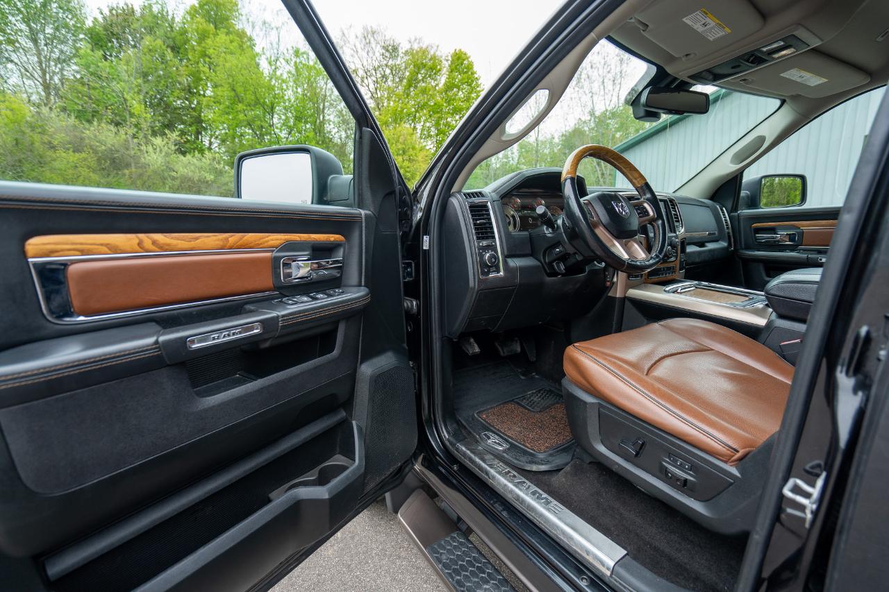 RAM 1500 Laramie Longhorn Crew Cab 4WD 2018
