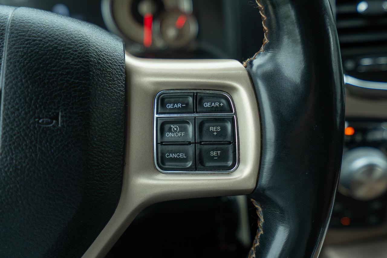 RAM 1500 Laramie Longhorn Crew Cab 4WD 2018