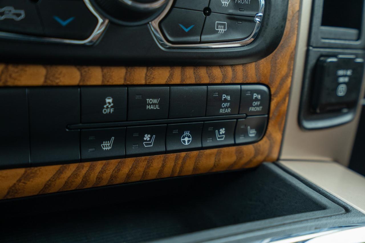 RAM 1500 Laramie Longhorn Crew Cab 4WD 2018
