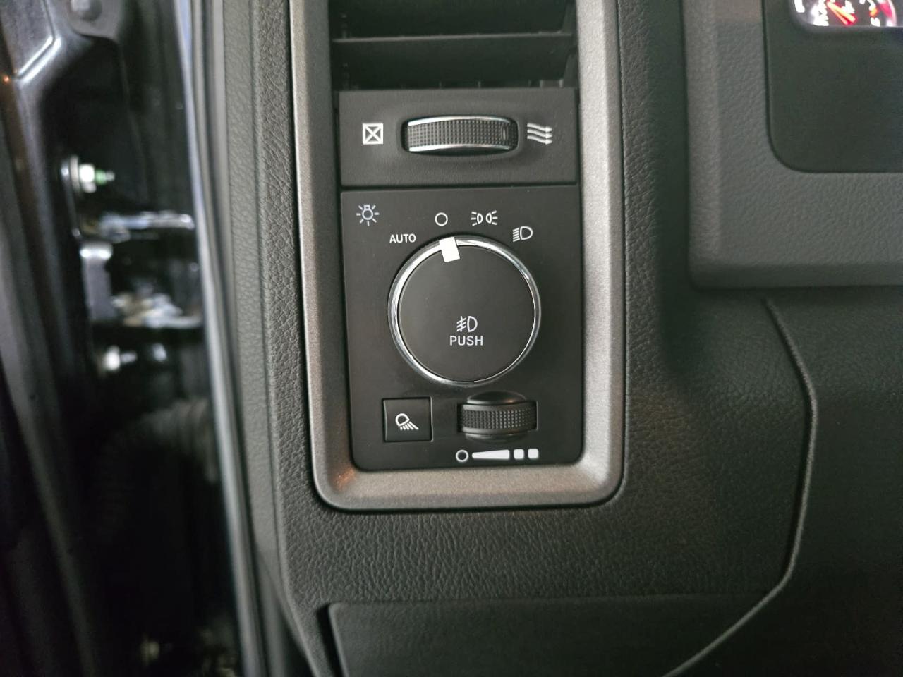 RAM 1500 Classic  2019