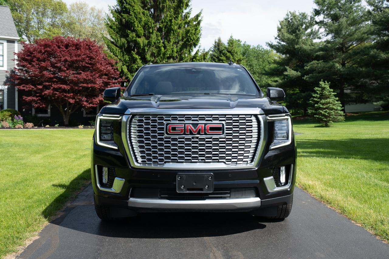 GMC Yukon XL Denali 4WD 2023