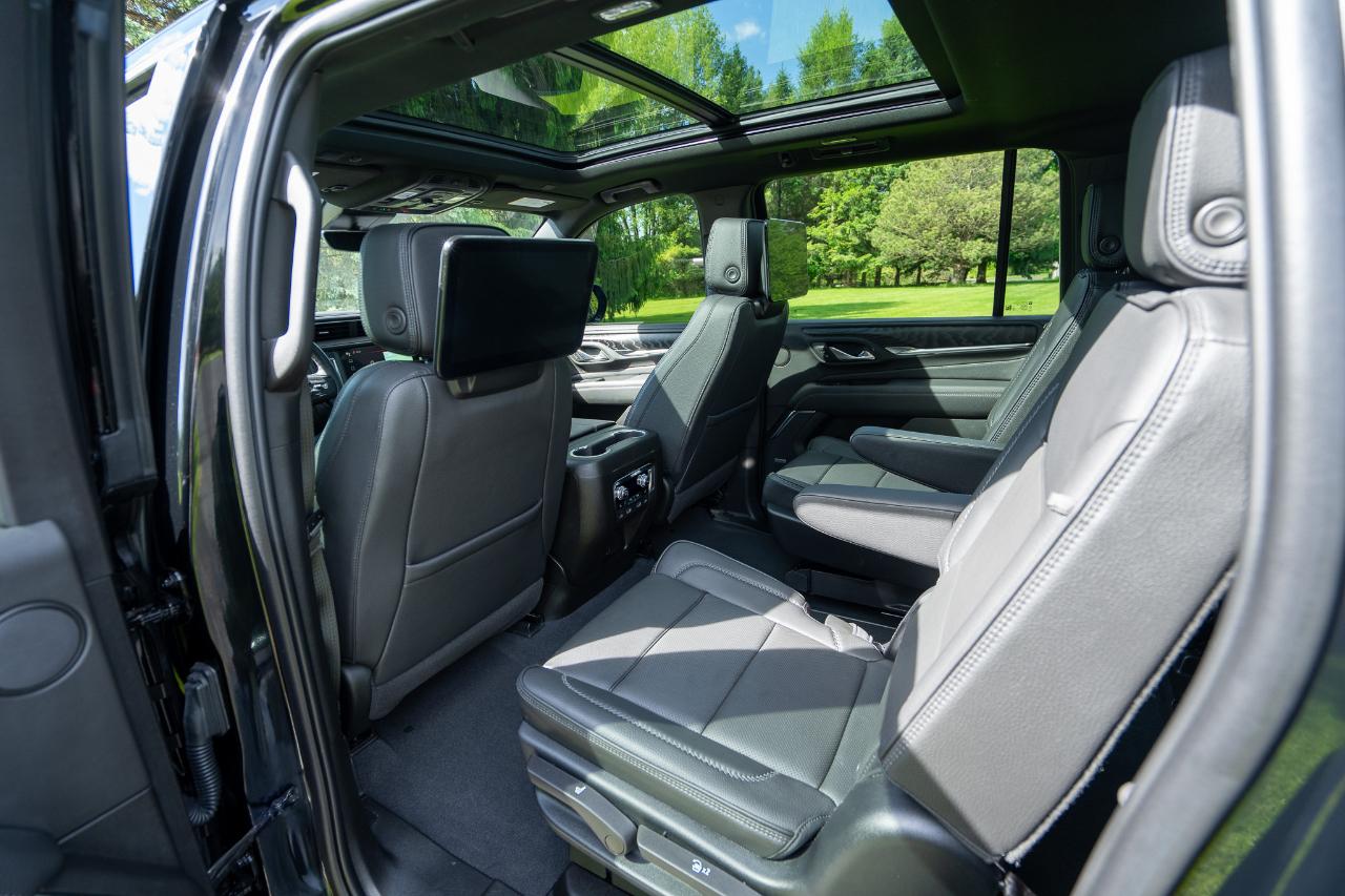 GMC Yukon XL Denali 4WD 2023