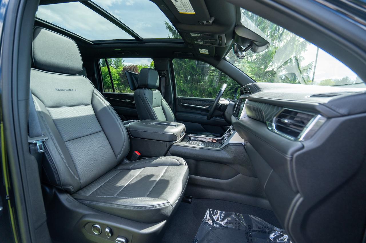GMC Yukon XL Denali 4WD 2023