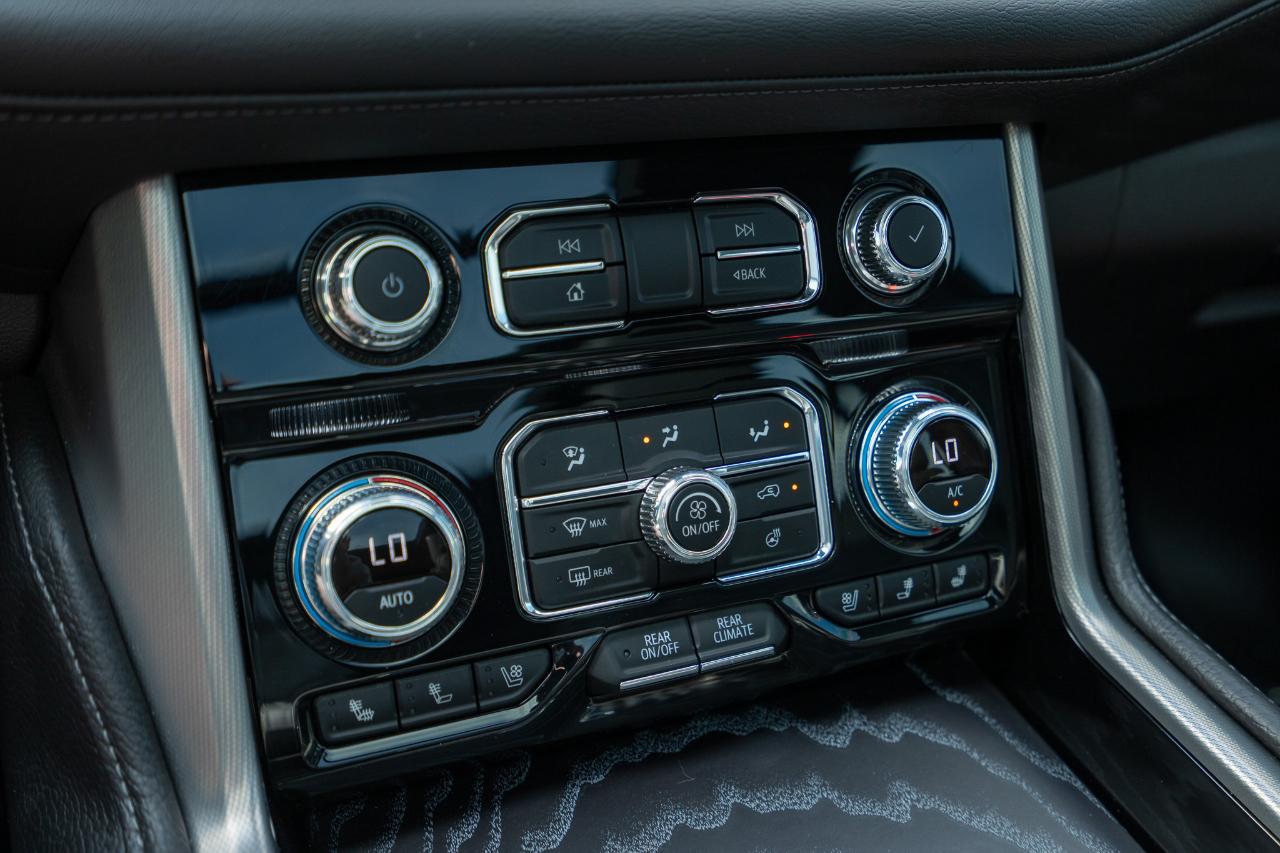 GMC Yukon XL Denali 4WD 2023
