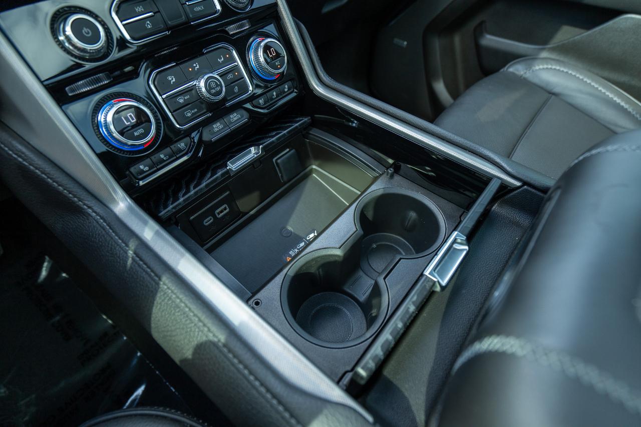 GMC Yukon XL Denali 4WD 2023