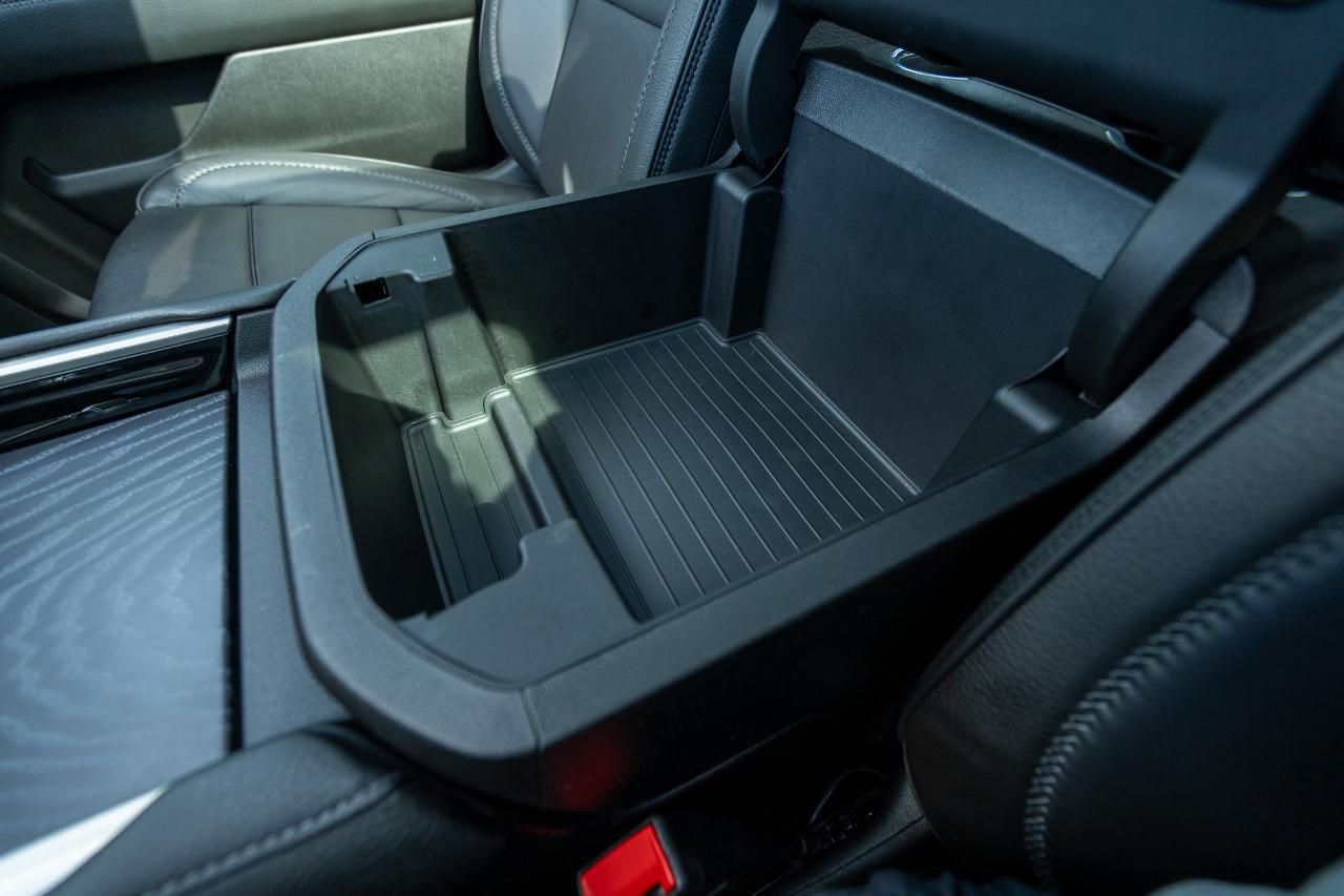 GMC Yukon XL Denali 4WD 2023