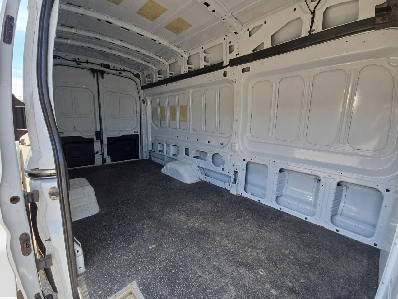 Ford Transit  2023