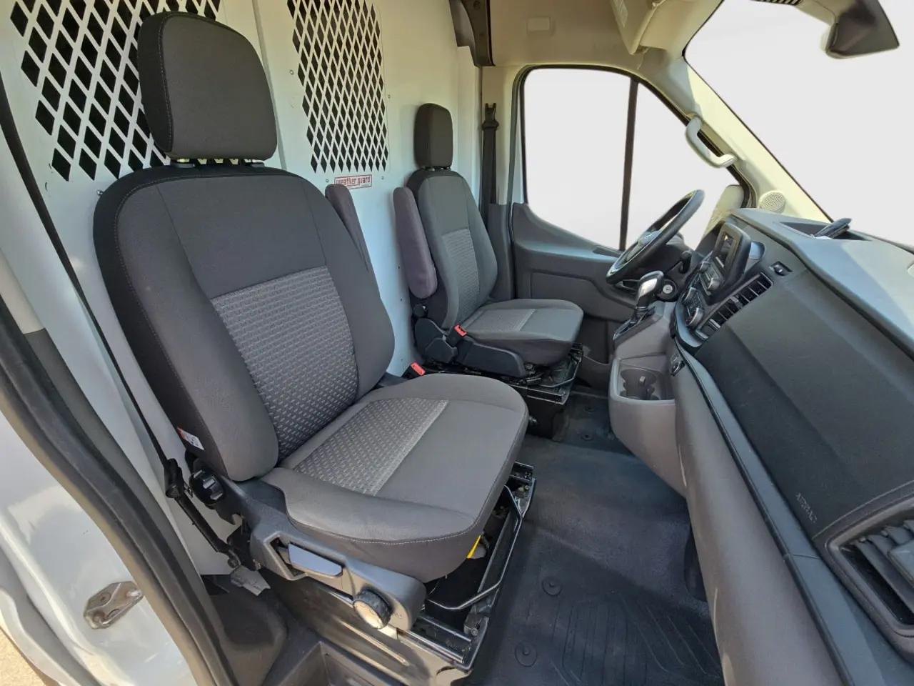 Ford Transit  2023
