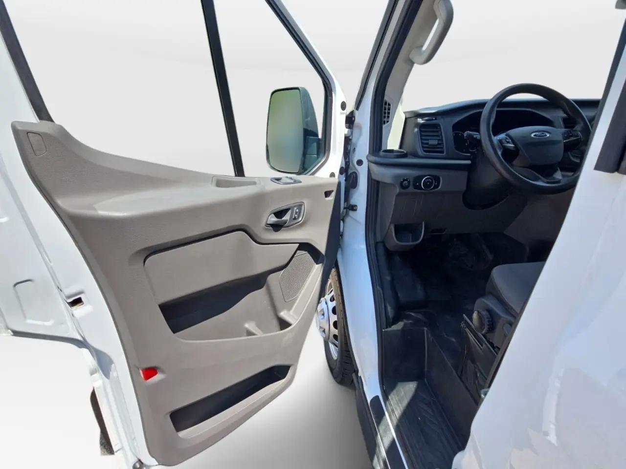 Ford Transit  2023