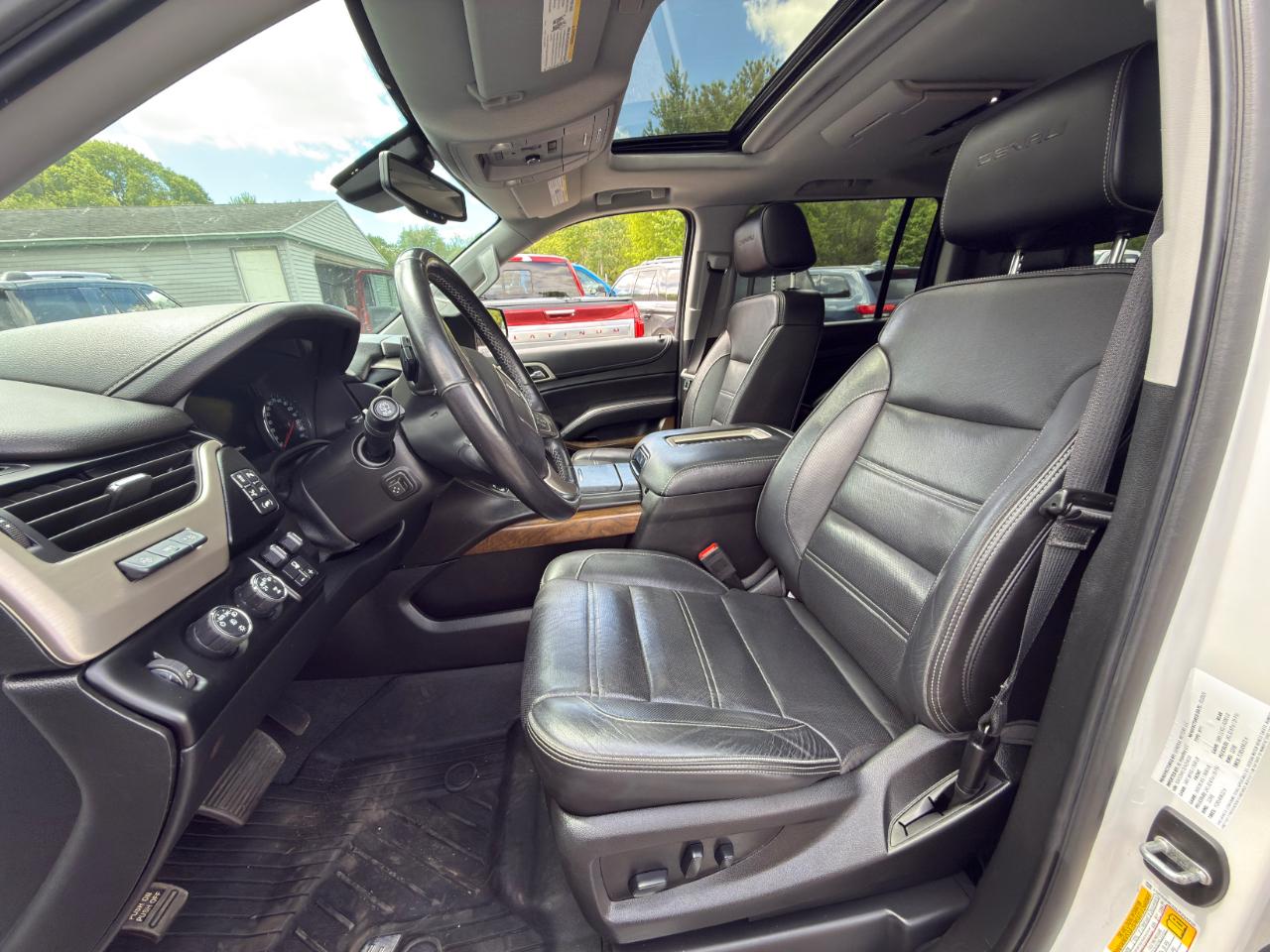GMC Yukon XL Denali 4WD 2020