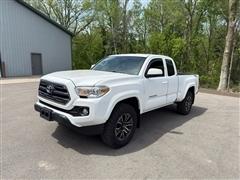 2016 Toyota Tacoma 