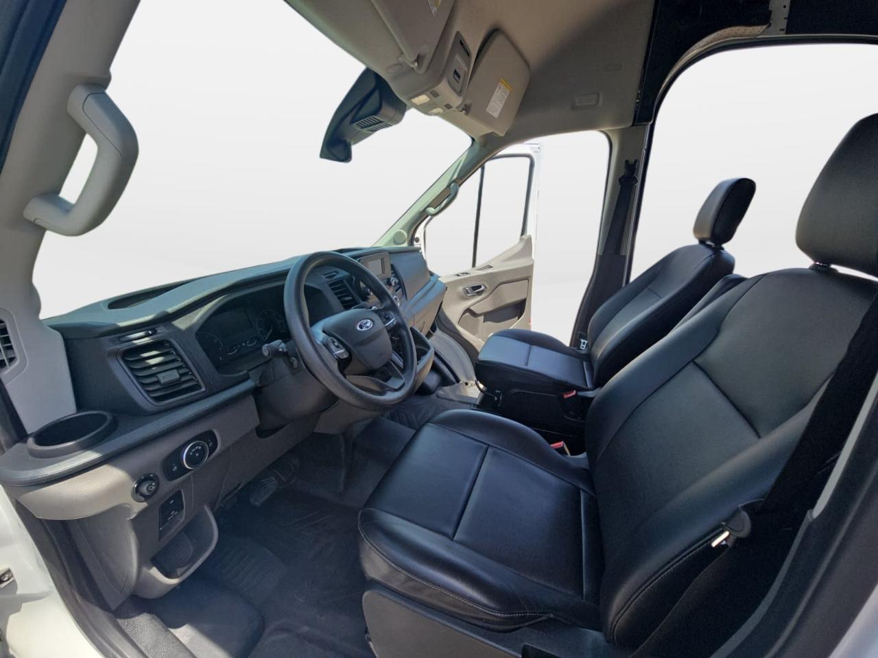 Ford Transit  2025
