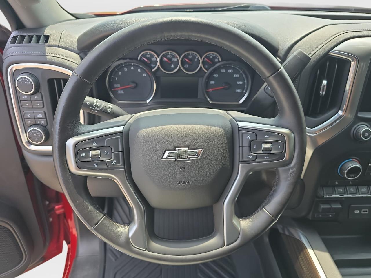 Chevrolet Silverado 1500 Trail Boss LT Crew Cab 4WD 2021