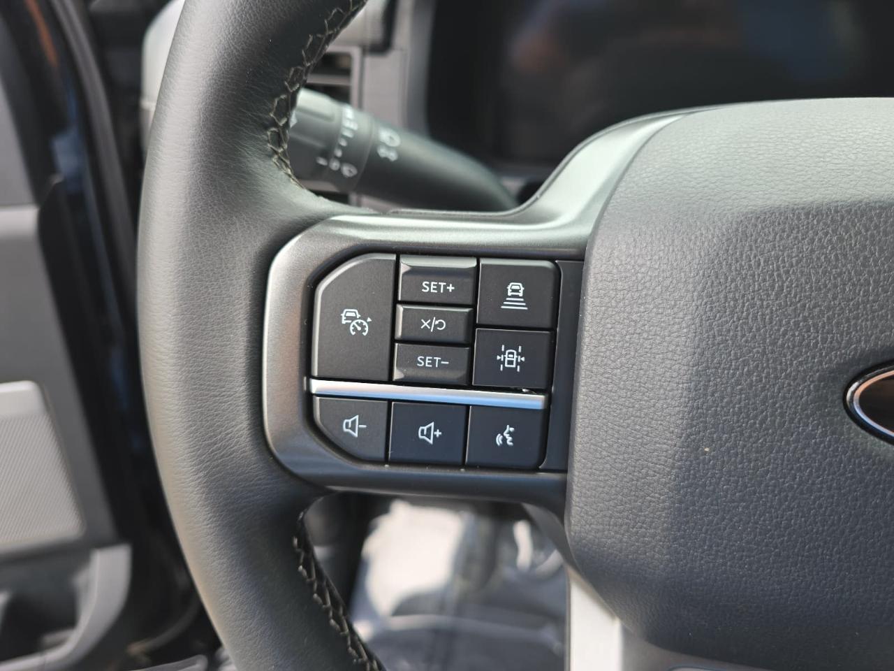 Ford F150 XLT Supercrew 4WD 2024