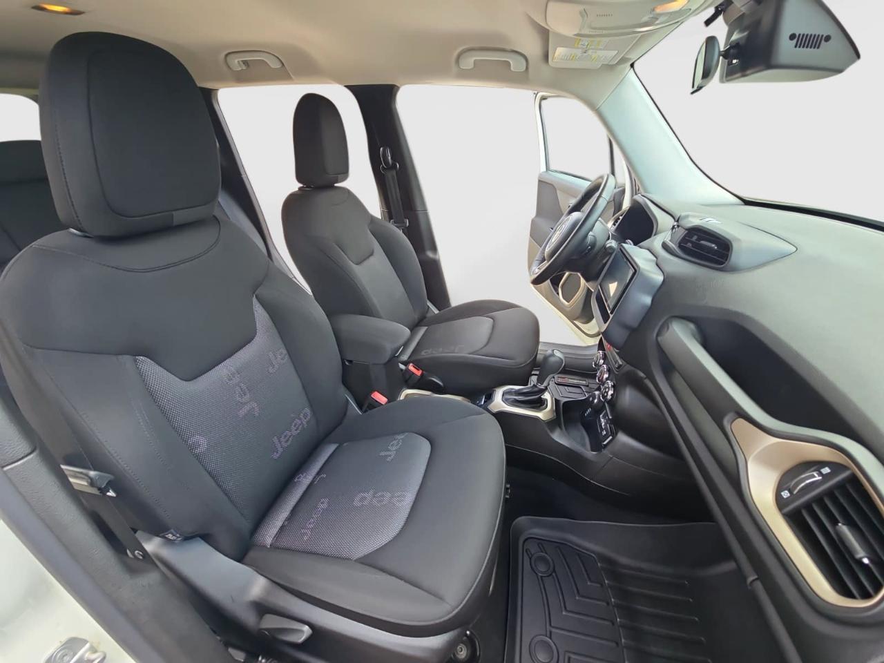 Jeep Renegade Latitude 4WD 2015