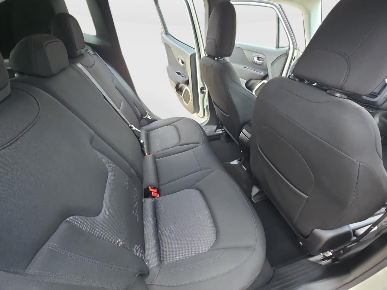 Jeep Renegade Latitude 4WD 2015