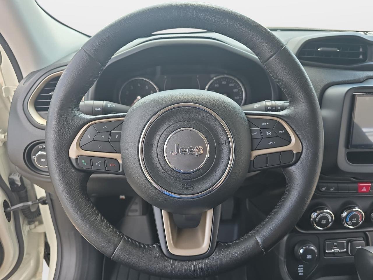 Jeep Renegade Latitude 4WD 2015