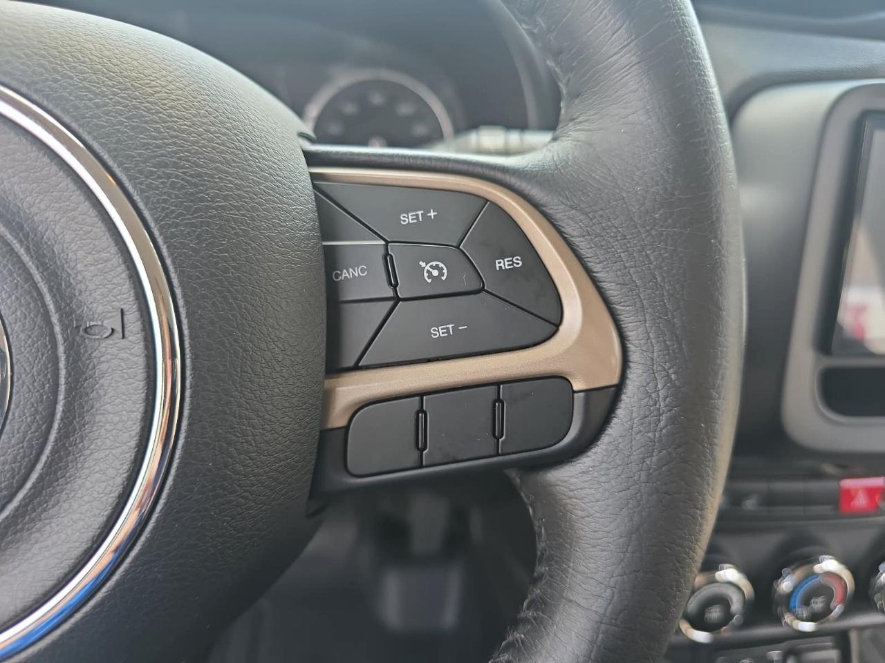 Jeep Renegade Latitude 4WD 2015