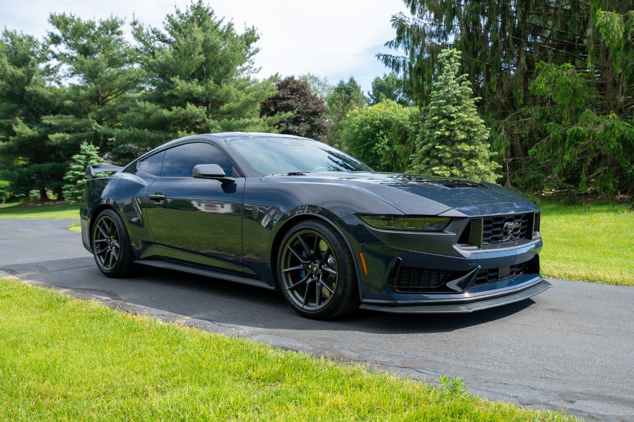 Ford Mustang Dark Horse 2024