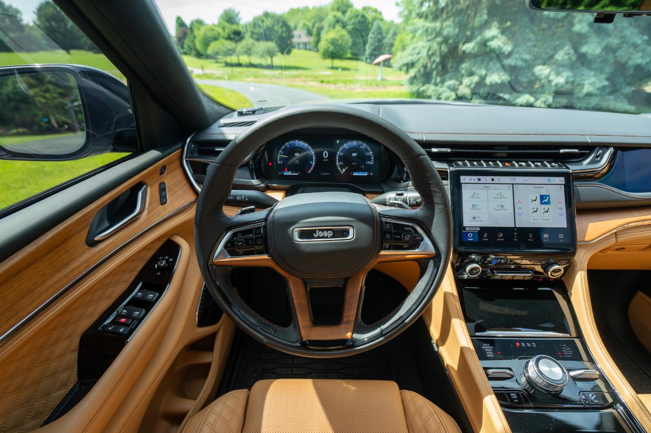 Jeep Grand Cherokee  2024