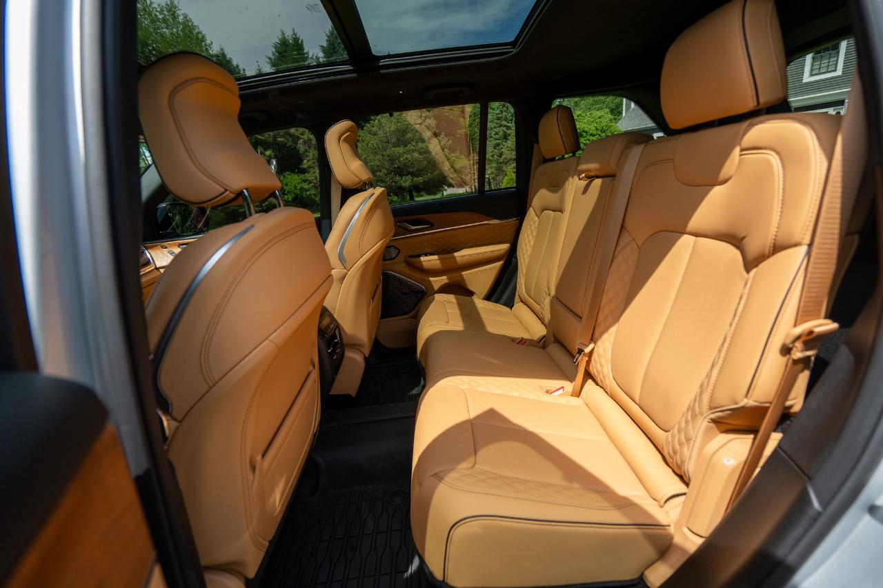Jeep Grand Cherokee  2024