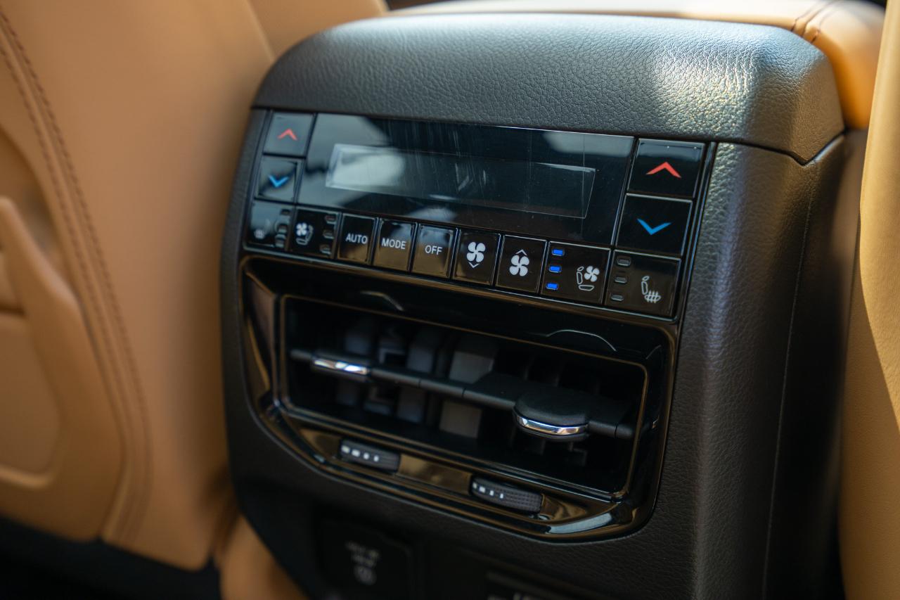 Jeep Grand Cherokee  2024