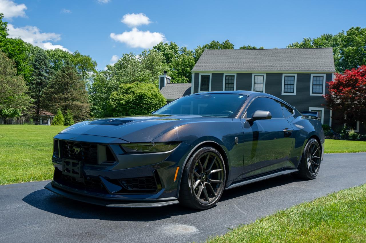 Ford Mustang Dark Horse 2024