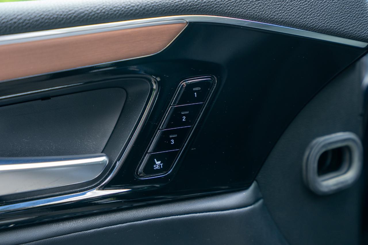 Acura MDX  2022