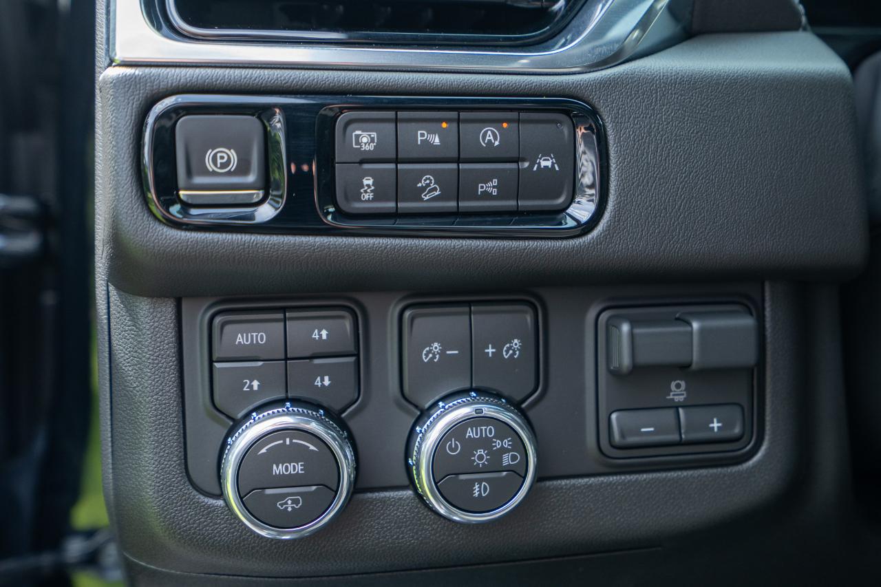 GMC Yukon Denali 4WD 2026