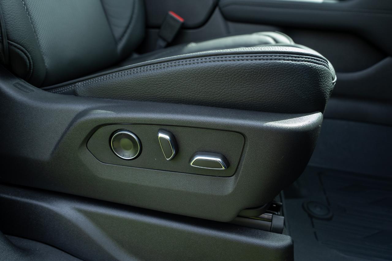 GMC Yukon Denali 4WD 2026