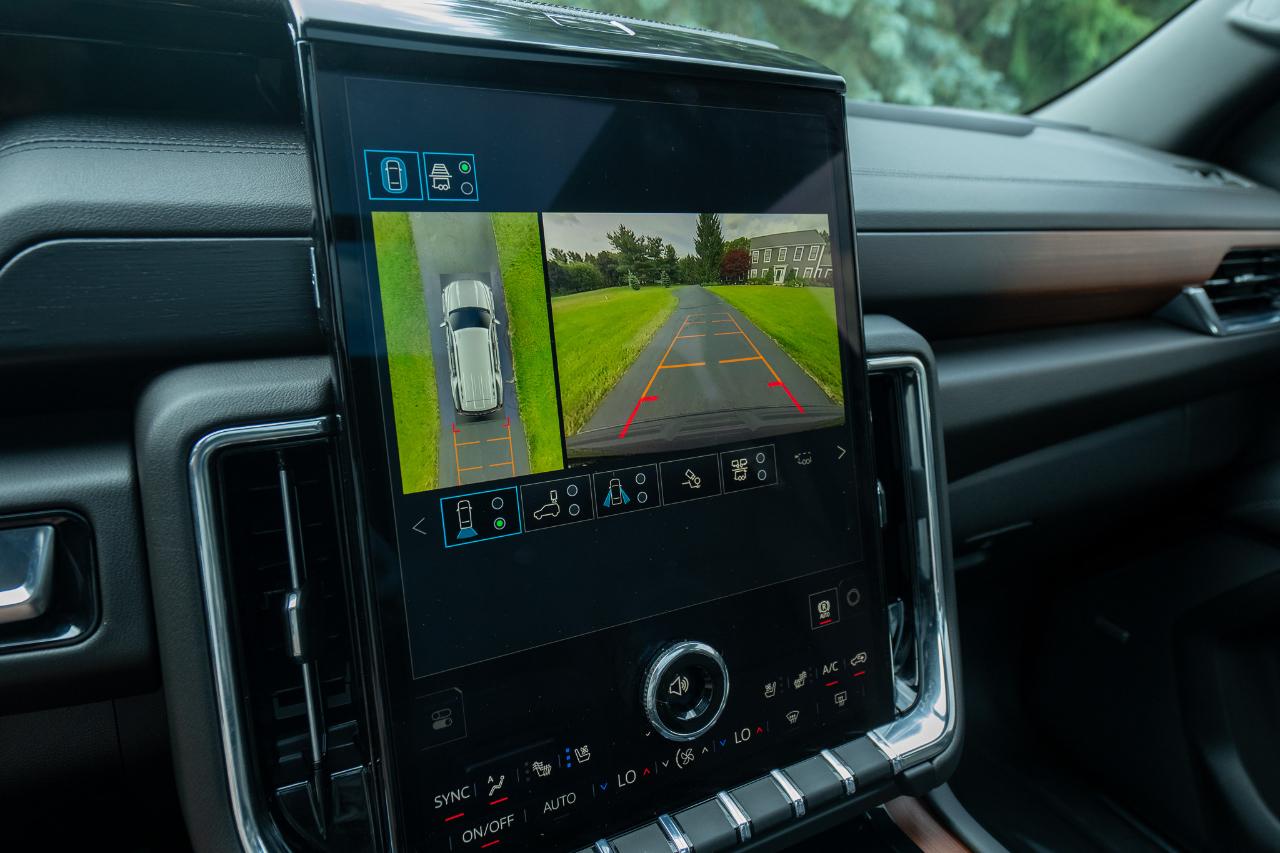 GMC Yukon Denali 4WD 2026